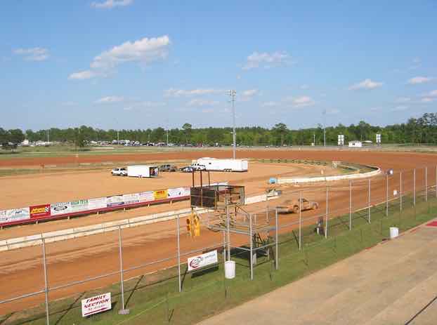 Fayetteville Motor Speedway – Randy Lewis