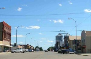 Why are the streets so wide in America's farm towns? Cattle drives?