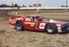 In 1987, Darrell returned to a red car at the Hawkeye Downs. (Dennis Piefer photo) 