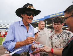 richard petty signing autographs