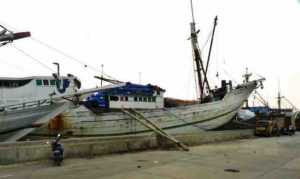 jakarta-shipyard-ship