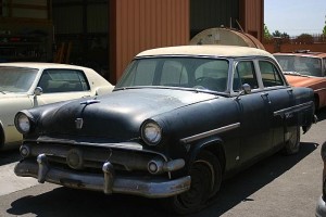 1954 ford rusted