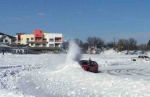 lake winnipeg ice racing 2